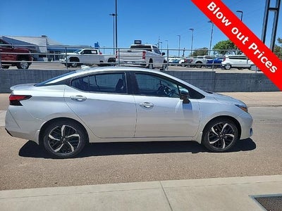 2025 Nissan Versa SR