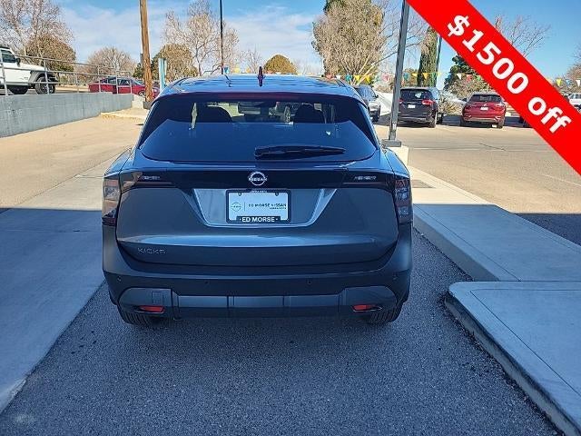 2025 Nissan Kicks SV