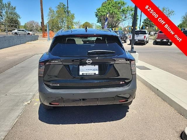 2025 Nissan Kicks SR