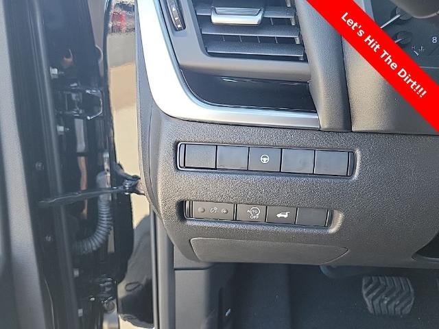 2026 Nissan Rogue Rock Creek®