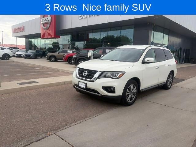 2020 Nissan Pathfinder SV