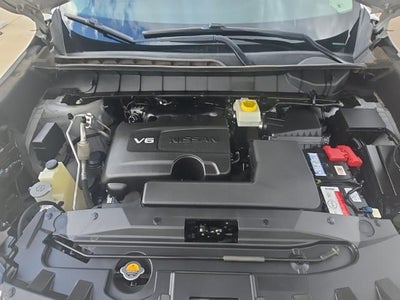 2022 Nissan Pathfinder SV