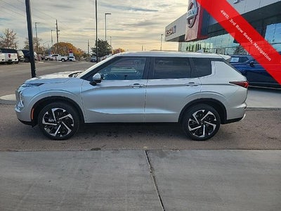 2024 Mitsubishi Outlander SE