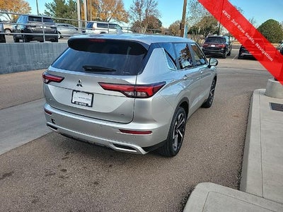 2024 Mitsubishi Outlander SE