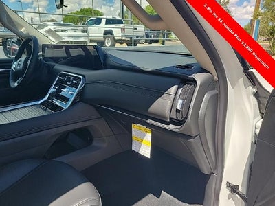 2026 Nissan Armada SV