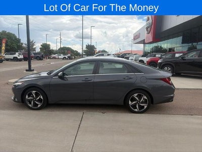 2023 Hyundai ELANTRA Limited