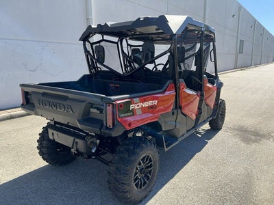 2025 Honda Pioneer 1000-6 Deluxe Crew Base