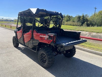 2025 Honda Pioneer 1000-6 Deluxe Crew Base