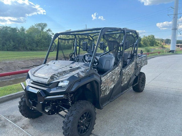 2025 Honda Pioneer 1000-6 Deluxe Crew TrueTimber Atera Camo Base
