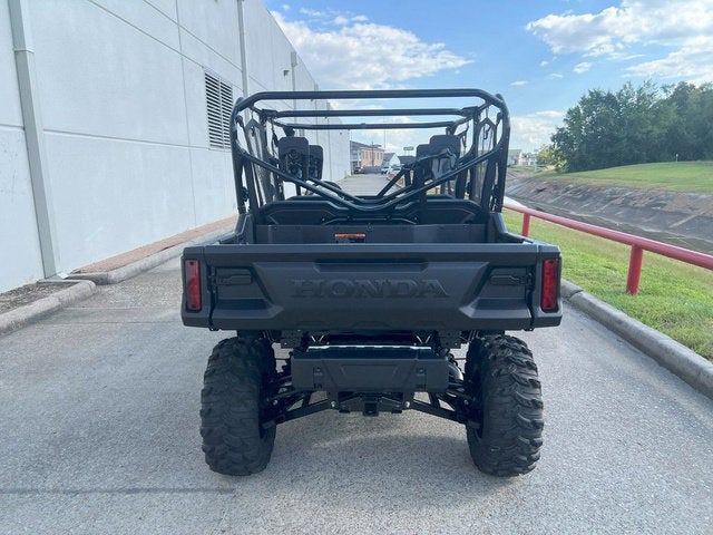 2025 Honda Pioneer 1000-6 Deluxe Crew TrueTimber Atera Camo Base