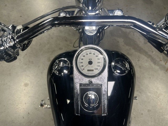 2004 THUNDERMOUNTAIN GRANITE Base