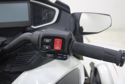 2026 Can-Am Spyder RT Limited Platine Base