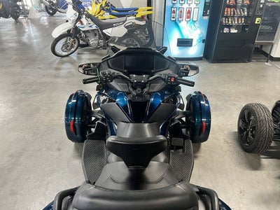 2024 Can-Am Spyder F3 Limited Dark Wheels Sea-To-Sky