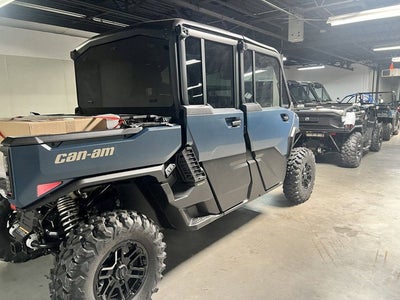 2026 Can-Am Defender MAX Limited HD11 Base