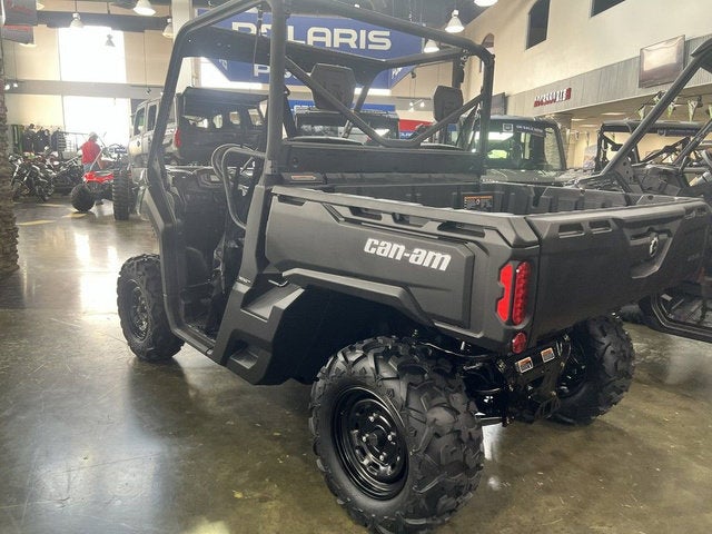2026 Can-Am Defender HD7 Base