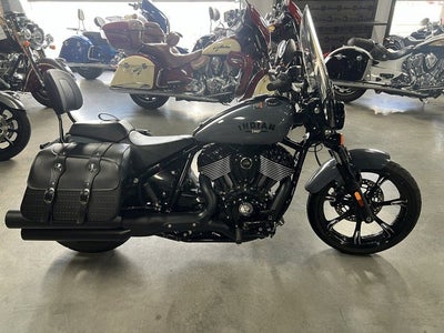 2022 Indian Chief Dark Horse Stealth Gray Base
