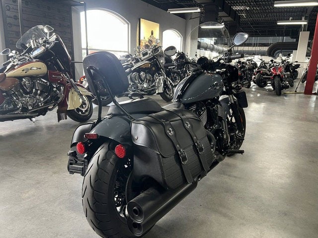 2022 Indian Chief Dark Horse Stealth Gray Base