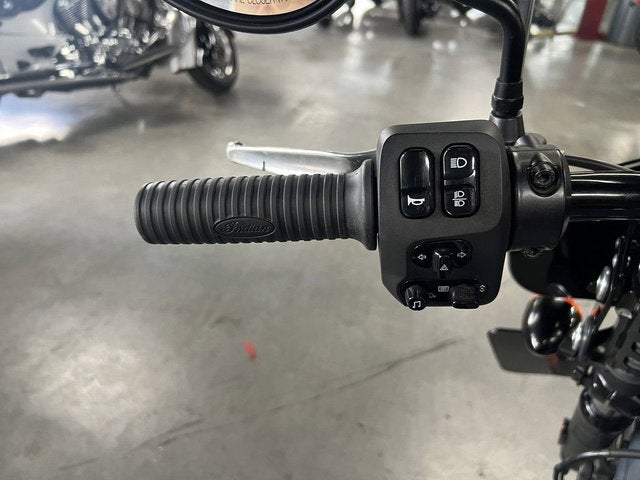 2022 Indian Chief Dark Horse Stealth Gray Base