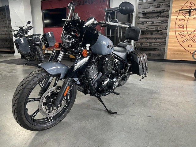 2022 Indian Chief Dark Horse Stealth Gray Base