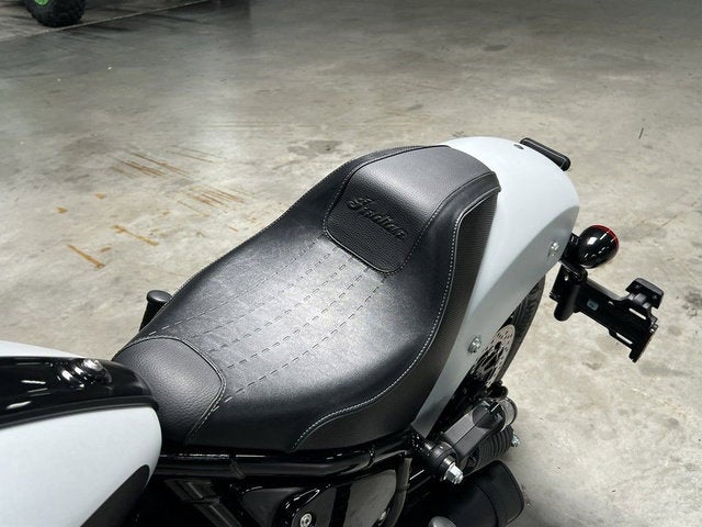 2024 Indian Sport Chief Ghost White Metallic Smoke Base