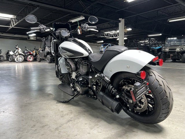 2024 Indian Sport Chief Ghost White Metallic Smoke Base