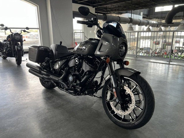 2025 Indian Sport Chief RT Heavy Metal Base