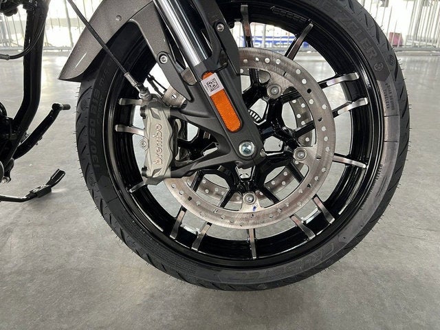 2025 Indian Sport Chief RT Heavy Metal Base