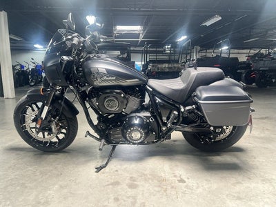 2026 Indian Sport Chief RT Black Smoke Base