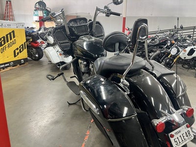 2021 Indian Challenger Limited Thunder Black Pearl