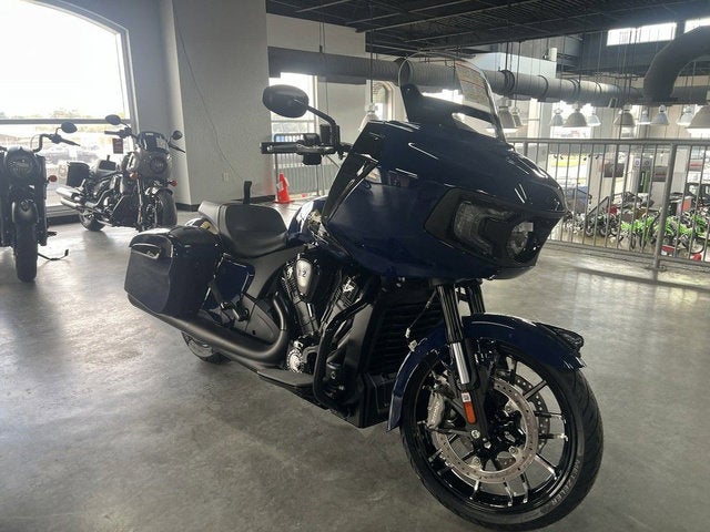 2025 Indian Challenger Dark Horse w/PowerBand Audio Springfi Base