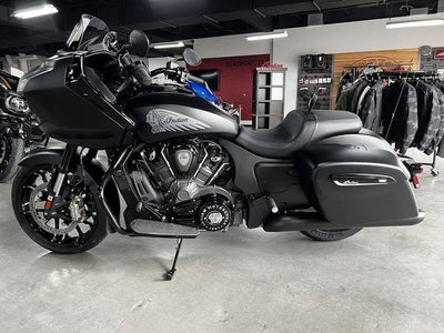 2026 Indian Challenger Dark Horse Black Smoke Base