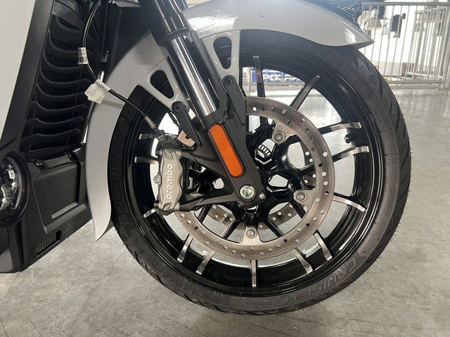 2025 Indian Pursuit Dark Horse w/PowerBand Audio Ghost White Base