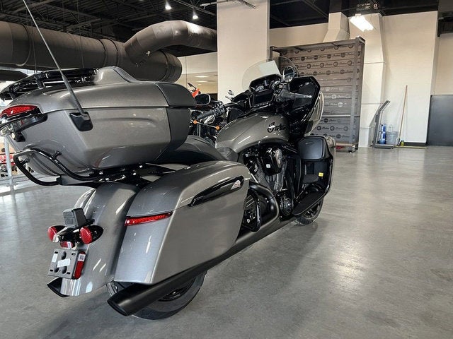 2025 Indian Pursuit Dark Horse Springfield Blue Vivid Crysta Base