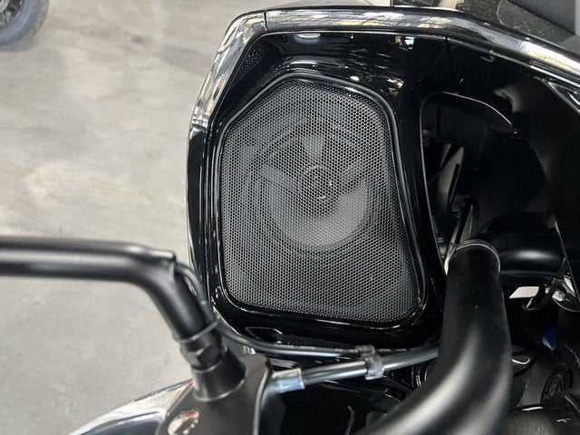 2025 Indian Pursuit Dark Horse Springfield Blue Vivid Crysta Base