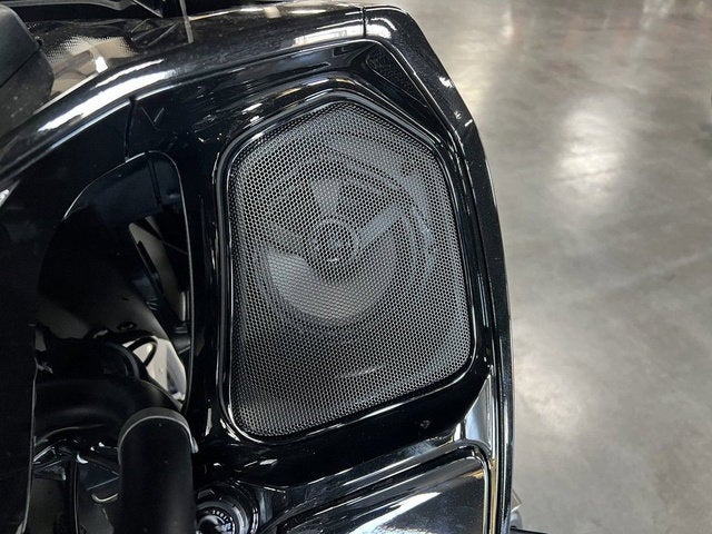 2025 Indian Pursuit Dark Horse Springfield Blue Vivid Crysta Base