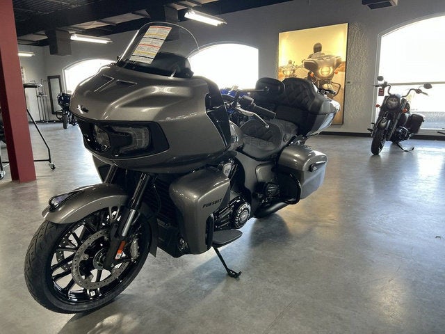 2025 Indian Pursuit Dark Horse Springfield Blue Vivid Crysta Base