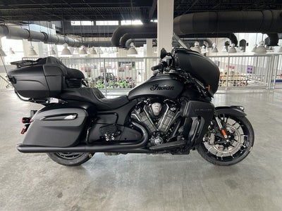 2025 Indian Roadmaster Dark Horse w/Powerband Audio Black Sm Base