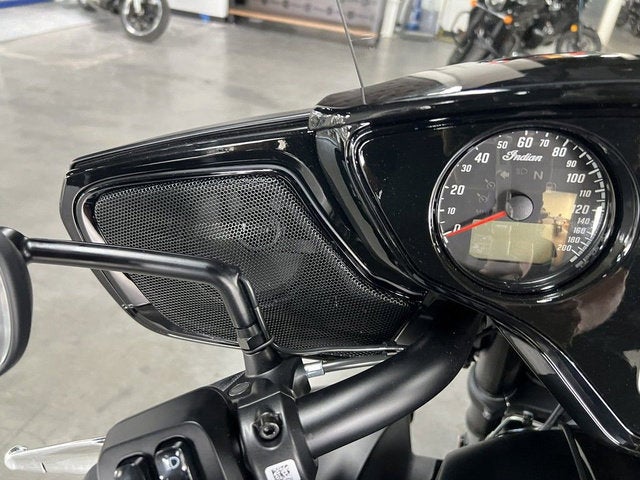 2025 Indian Roadmaster Dark Horse w/Powerband Audio Black Sm Base