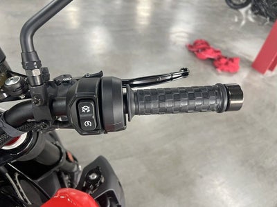 2024 Indian FTR Indy Red/Black Base