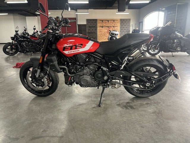 2024 Indian FTR Indy Red/Black Base