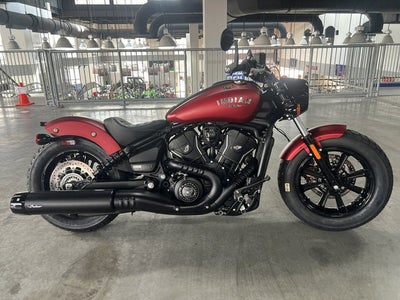 2025 Indian Scout Bobber Limited Sunset Red Smoke Base