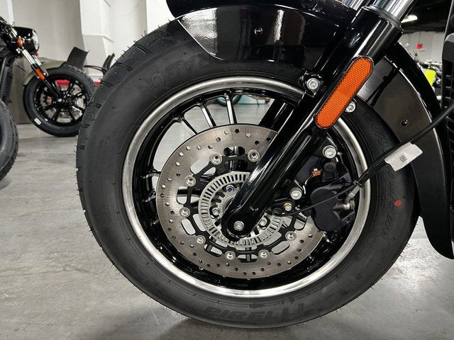 2025 Indian Scout Sixty Classic Limited Black Metallic Base