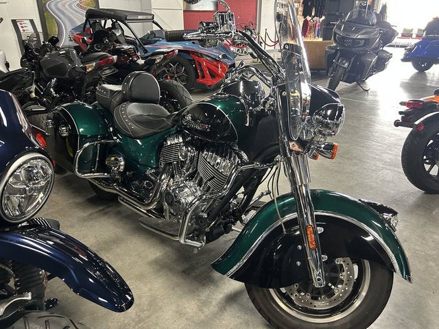 2019 Indian Springfield Metallic Jade Thunder Black