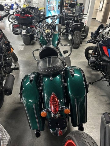 2019 Indian Springfield Metallic Jade Thunder Black