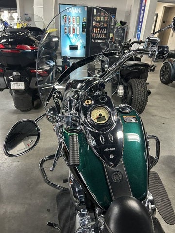 2019 Indian Springfield Metallic Jade Thunder Black