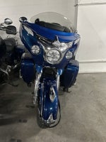 2017 Indian Roadmaster Icon Blue Sapphire & Brilliant Blue