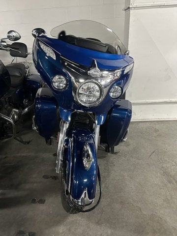 2017 Indian Roadmaster Icon Blue Sapphire & Brilliant Blue