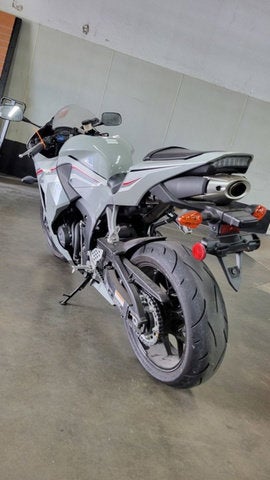 2025 Honda CBR600RR Base