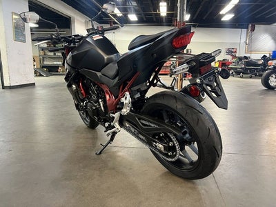 2026 Honda CB750 Hornet E-Clutch