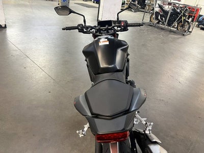 2026 Honda CB750 Hornet E-Clutch